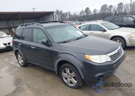 2010 Subaru Forester 2.5X Premium z USA, uszkodzony, nr VIN JF2SH6CC3AH915357